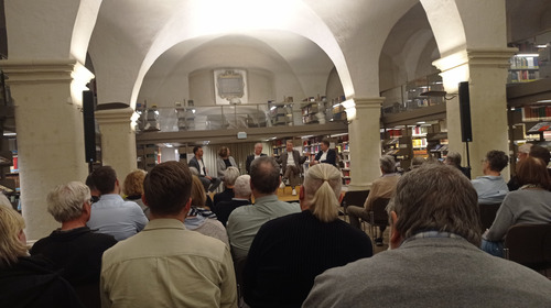 Bild von der Podiumsdiskussion in Wolfenbüttel